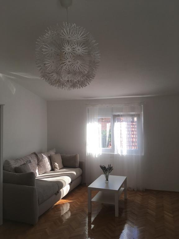 Centre Apartment โบชาวา ภายนอก รูปภาพ